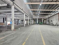 Benoi Road (D22), Warehouse #577733431